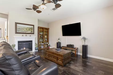 9554 Rodeo Dr, Gilroy, CA 95020 photo 8