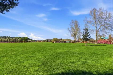 9554 Rodeo Dr, Gilroy, CA 95020 photo 34