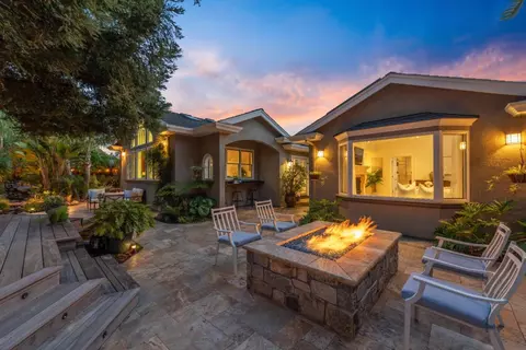 1487 Fallen Leaf Ln, Los Altos, CA 94024