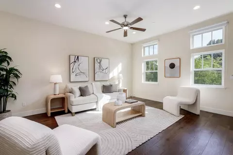 1926 Stella St, Mountain View, CA 94043