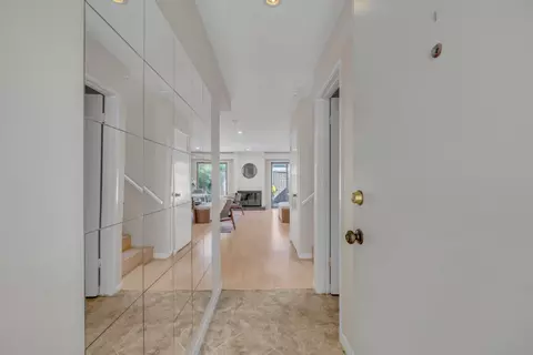 Entry Way - 3315 Willis Ln, Alameda, CA 94502 photo 1 of 1