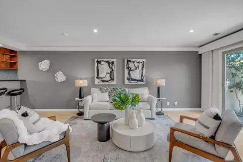 Living - 3315 Willis Ln, Alameda, CA 94502 photo 2 of 3