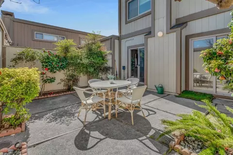 Exterior - 3315 Willis Ln, Alameda, CA 94502 photo 4 of 5