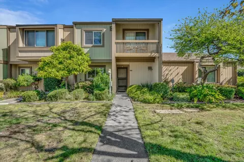 3315 Willis Ln, Alameda, CA 94502