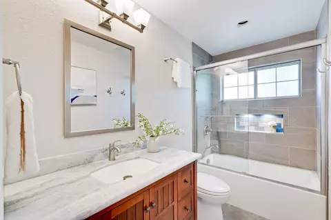 Bath - 2110 Windrose Pl, Mountain View, CA 94043 photo 6 of 9