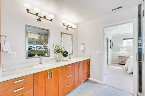 Bath - 2110 Windrose Pl, Mountain View, CA 94043 photo 5 of 9