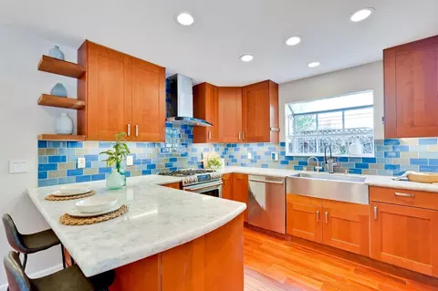 Kitchen - 2110 Windrose Pl, Mountain View, CA 94043 photo 3 of 8