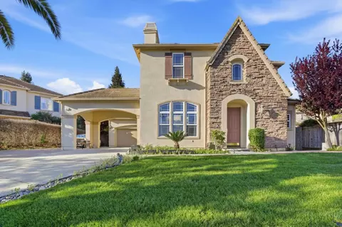 7521 Troon Ct, Gilroy, CA 95020