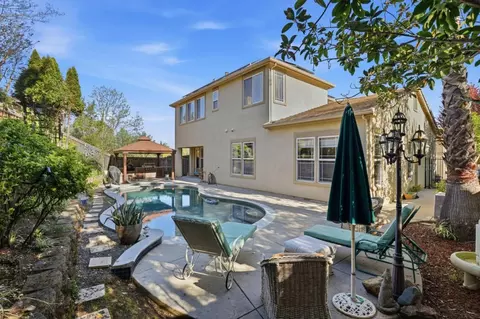 Exterior - 7521 Troon Ct, Gilroy, CA 95020 photo 6 of 12