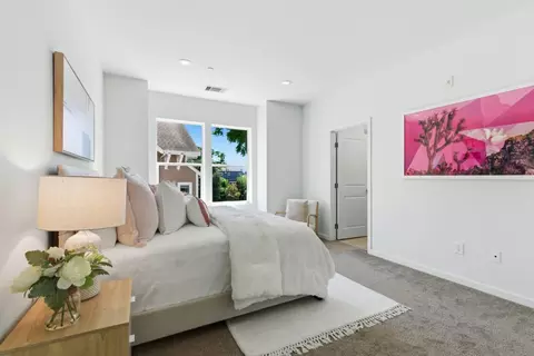 Bedroom - 1950 Cambridge Dr, Mountain View, CA 94043 photo 1 of 11