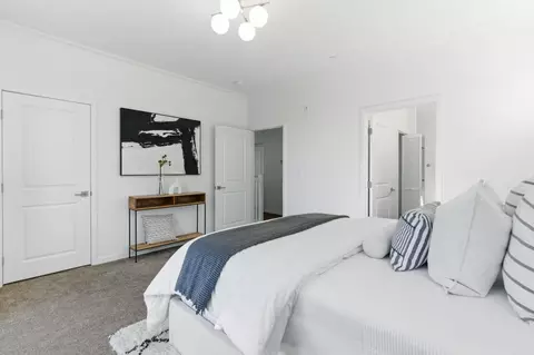 Bedroom - 1950 Cambridge Dr, Mountain View, CA 94043 photo 8 of 11
