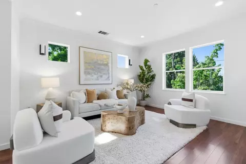 Living - 1950 Cambridge Dr, Mountain View, CA 94043 photo 1 of 4