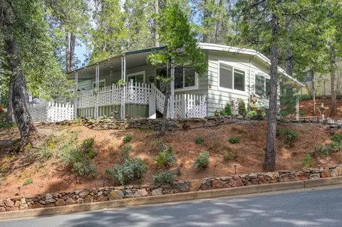 14074 Apt 1 Irishtown Rd 1, Pine Grove, CA 95665