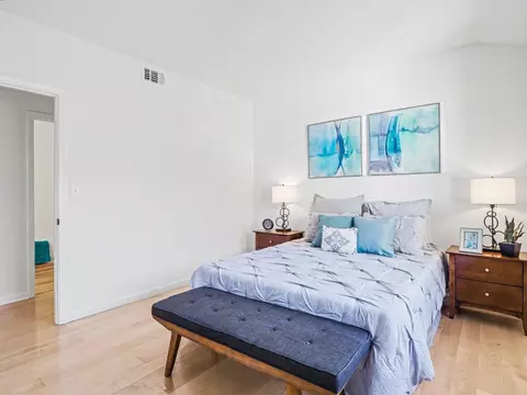 Bedroom - 970 Apricot Ave, Campbell, CA 95008 photo 4 of 4