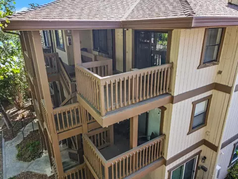 Exterior - 970 Apricot Ave, Campbell, CA 95008 photo 2 of 6