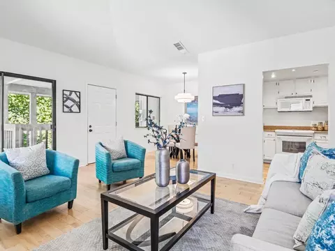 Living - 970 Apricot Ave, Campbell, CA 95008 photo 4 of 5