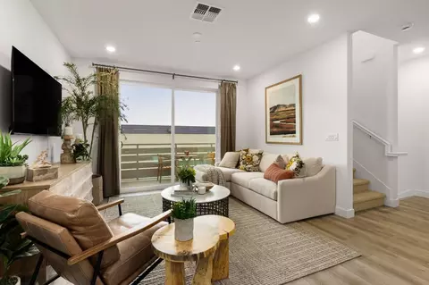 1303 Besra Ter 6, Sunnyvale, CA 94087