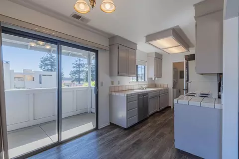Kitchen - 1052 Padre Dr 3, Salinas, CA 93901 photo 1 of 4