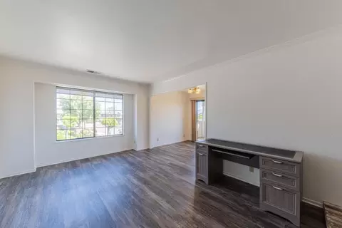 Living - 1052 Padre Dr 3, Salinas, CA 93901 photo 2 of 4