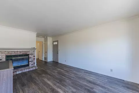 Living - 1052 Padre Dr 3, Salinas, CA 93901 photo 1 of 4