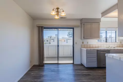 Dining - 1052 Padre Dr 3, Salinas, CA 93901 photo 1 of 1