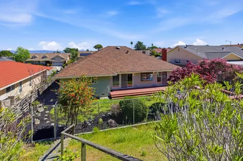 Exterior - 1460 Murchison Dr, Millbrae, CA 94030 photo 11 of 14