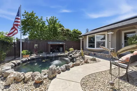 Exterior - 5827 Bellflower Dr, Newark, CA 94560 photo 2 of 10