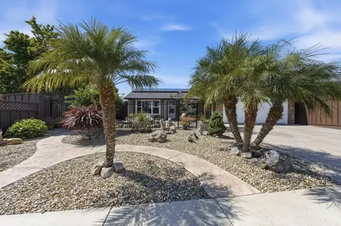 5827 Bellflower Dr, Newark, CA 94560