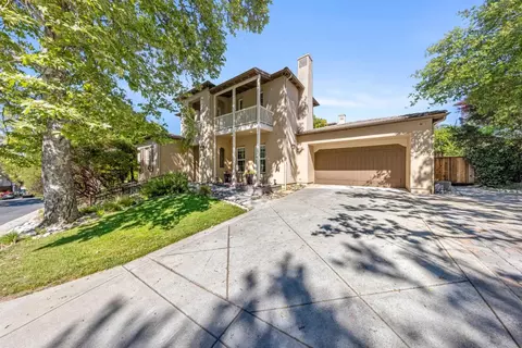 2741 Club Dr, Gilroy, CA 95020