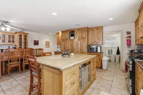 Kitchen - 209 Hames Rd, Corralitos, CA 95076 photo 4 of 8