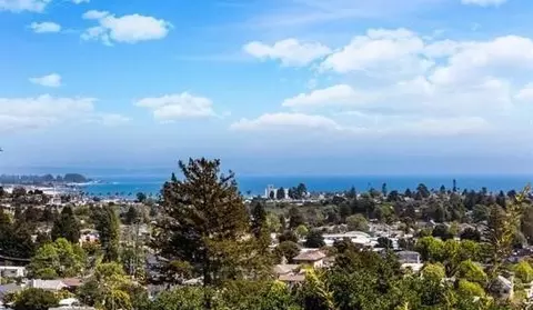 130 Bayona Dr, Santa Cruz, CA 95060