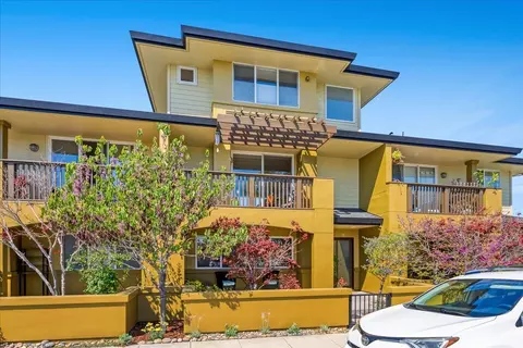 117 Gault St B, Santa Cruz, CA 95062