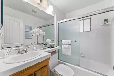 Bath - 22051 Hibiscus Dr, Cupertino, CA 95014 photo 1 of 1