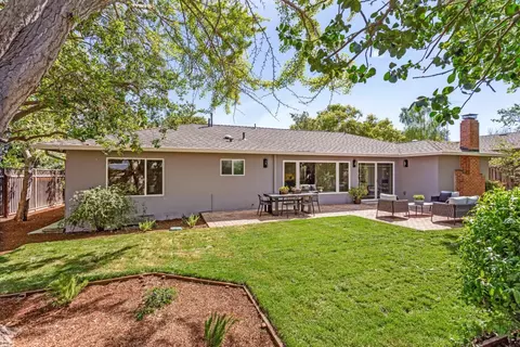 1418 Meadow Ln, Mountain View, CA 94040 photo 27