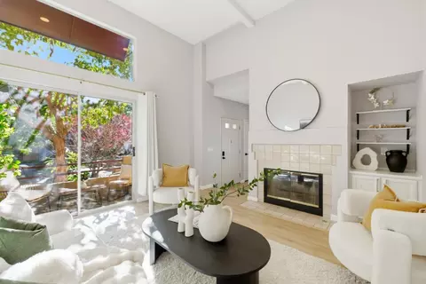 219 Commons Ln, Foster City, CA 94404