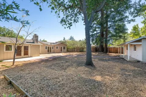 Exterior - 866 Echo Dr, Los Altos, CA 94024 photo 4 of 6