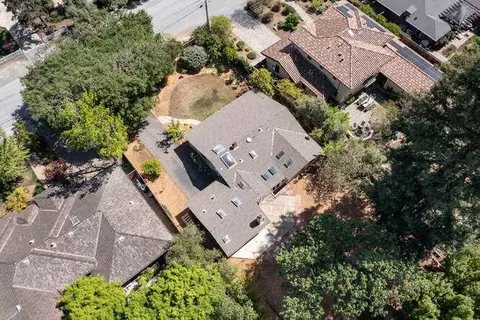 View/Area - 866 Echo Dr, Los Altos, CA 94024 photo 3 of 5