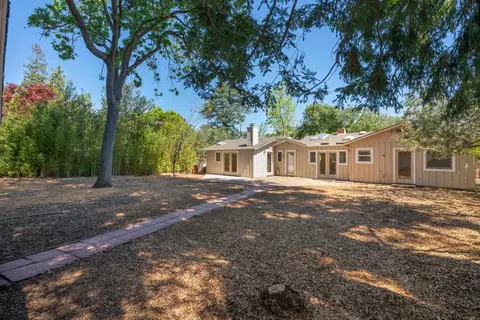 Exterior - 866 Echo Dr, Los Altos, CA 94024 photo 5 of 6