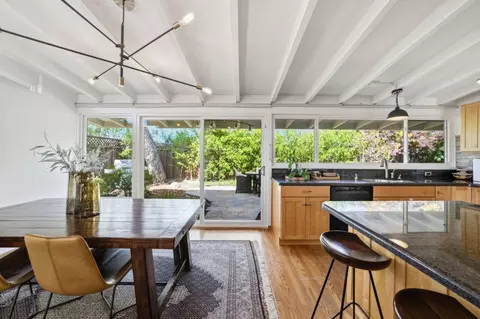 Dining - 206 Thompson Ave, Mountain View, CA 94043 photo 3 of 3