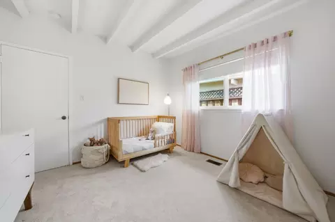 Bedroom - 206 Thompson Ave, Mountain View, CA 94043 photo 6 of 6
