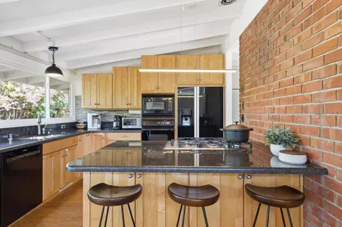 Kitchen - 206 Thompson Ave, Mountain View, CA 94043 photo 3 of 3