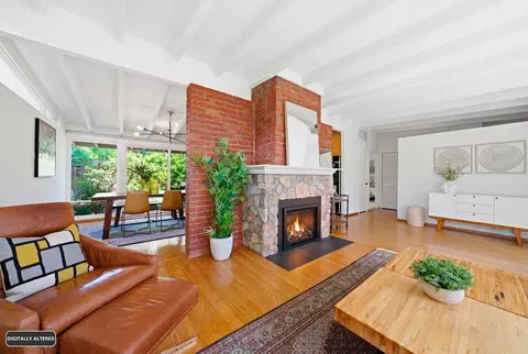 Living - 206 Thompson Ave, Mountain View, CA 94043 photo 2 of 7