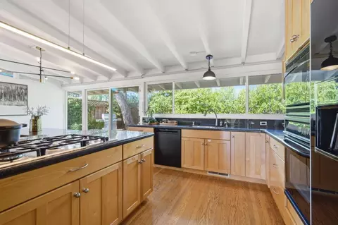Kitchen - 206 Thompson Ave, Mountain View, CA 94043 photo 1 of 3