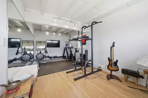 Other - 206 Thompson Ave, Mountain View, CA 94043 photo 10 of 11
