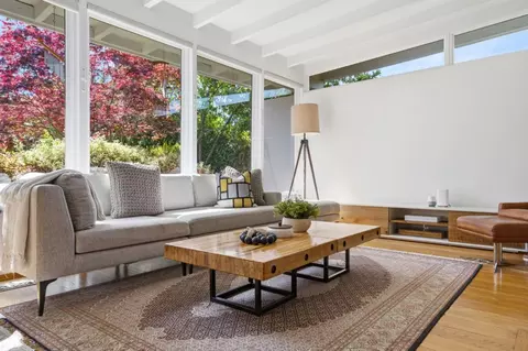 Living - 206 Thompson Ave, Mountain View, CA 94043 photo 4 of 7
