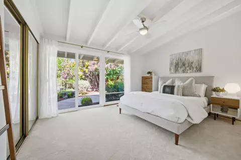 Bedroom - 206 Thompson Ave, Mountain View, CA 94043 photo 1 of 6