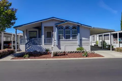 471 Mill Pond Dr 471, San Jose, CA 95125