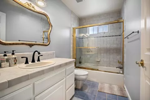Bath - 44450 Cavisson Ct, Fremont, CA 94539 photo 2 of 4