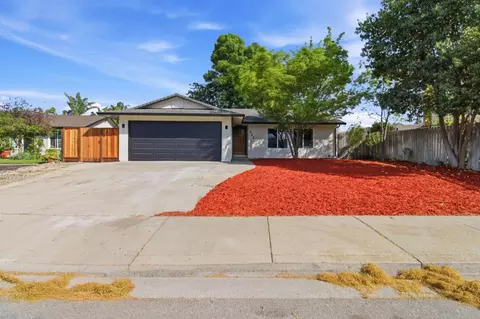 645 Buckeye Dr, Livermore, CA 94551