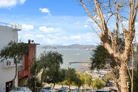 View/Area - 2390 Hyde St 1a, San Francisco, CA 94109 photo 3 of 8